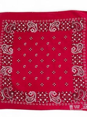 Vintage colour fast red paisley classic‎ bandana